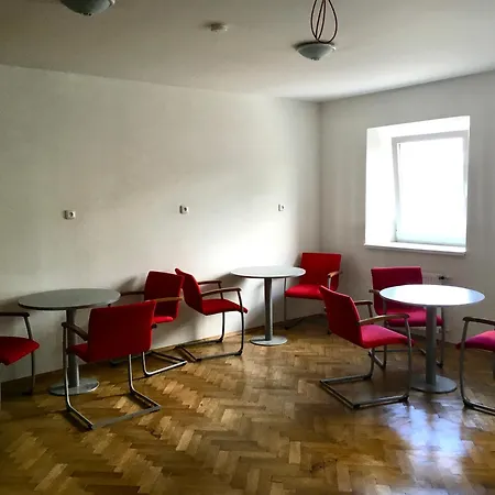 Ubytovnakaplice Hostel *